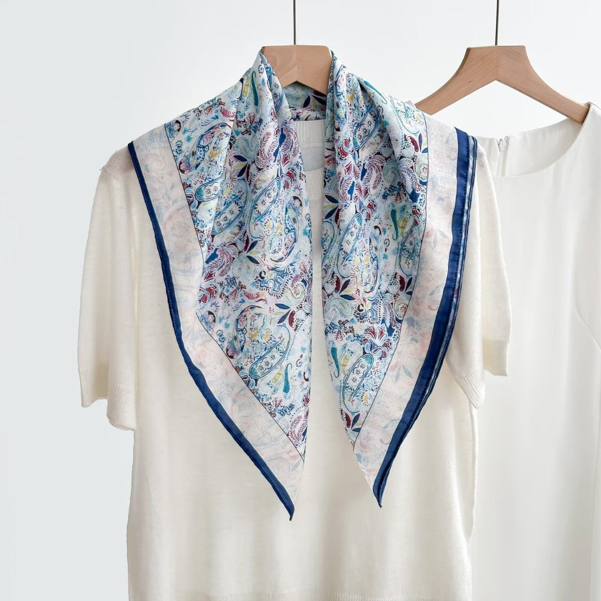 Women's Vintage High-end Outer Silk Scarf