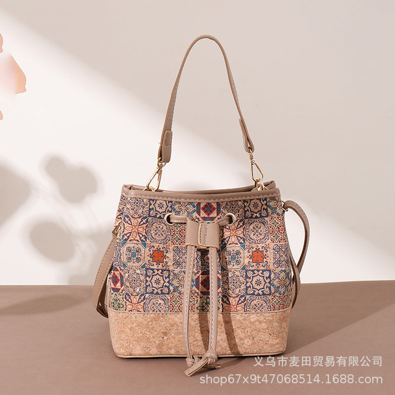 Vintage Printed Large-Capacity Women's Tote Bag With Wood-Grain Exterior And Wood-Grain Interior