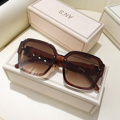 Large-frame UV-protection Classic Sunglasses