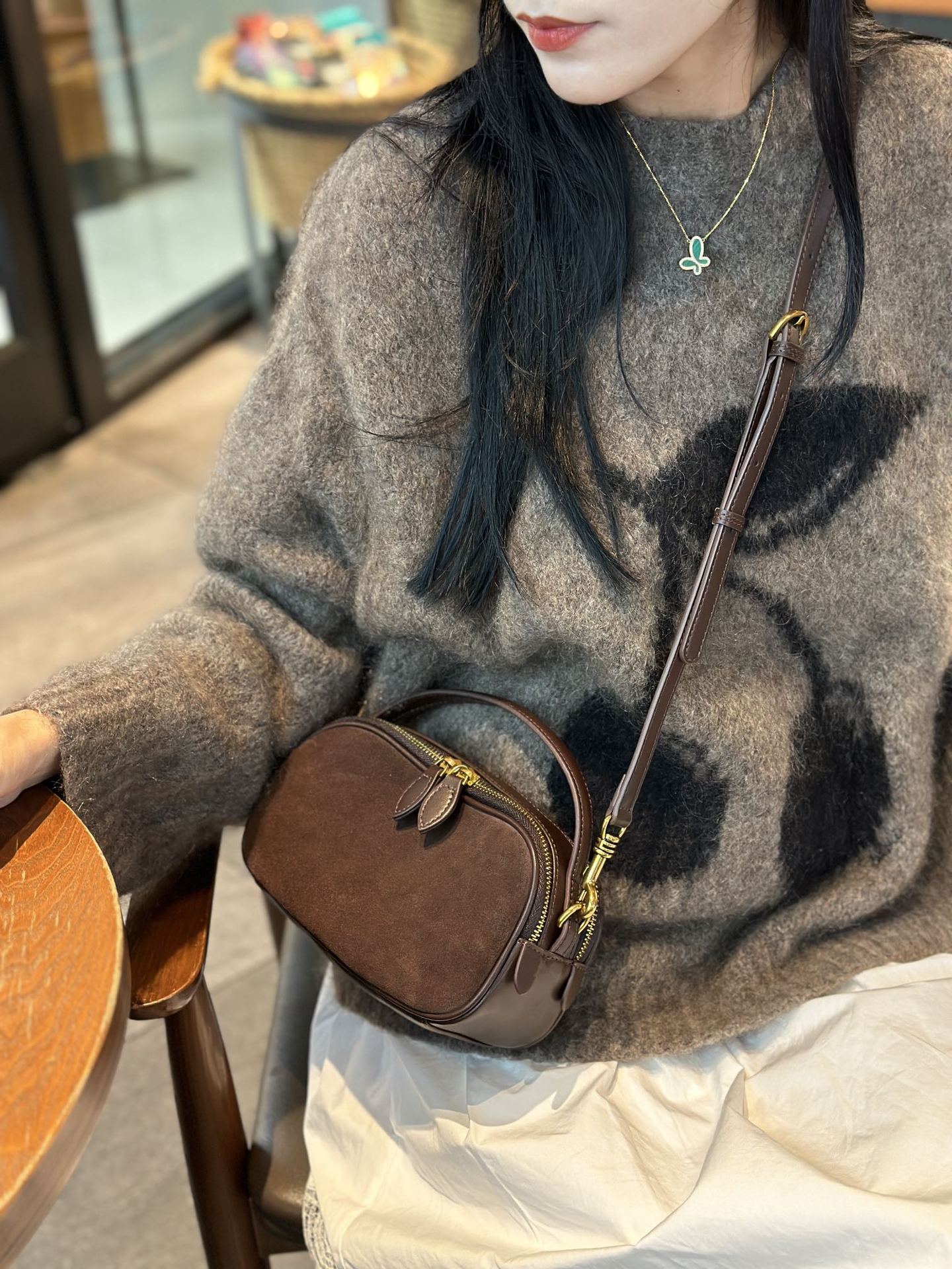 Customizable Matte Cowhide Camera Bag And Bowling Bag, Popular In Europe And America, Premium Leather Boston Bag