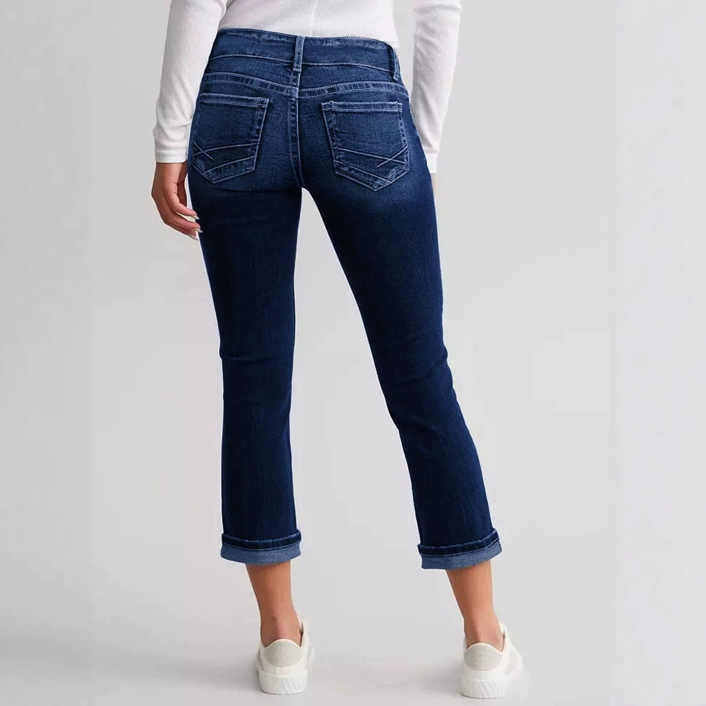 Stylish Blue Frayed-edge Denim Jeans American Street-style With A Unique Flair