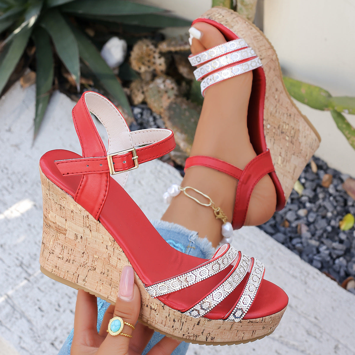 Fashionable Casual Beach Shoes With Rhinestone Straps Sandals