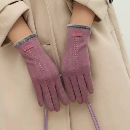 Womens Winter Thermal Gloves Made From Duvet Fabric With Touchscreen Compatibility And Three-Strand Fleece Edges