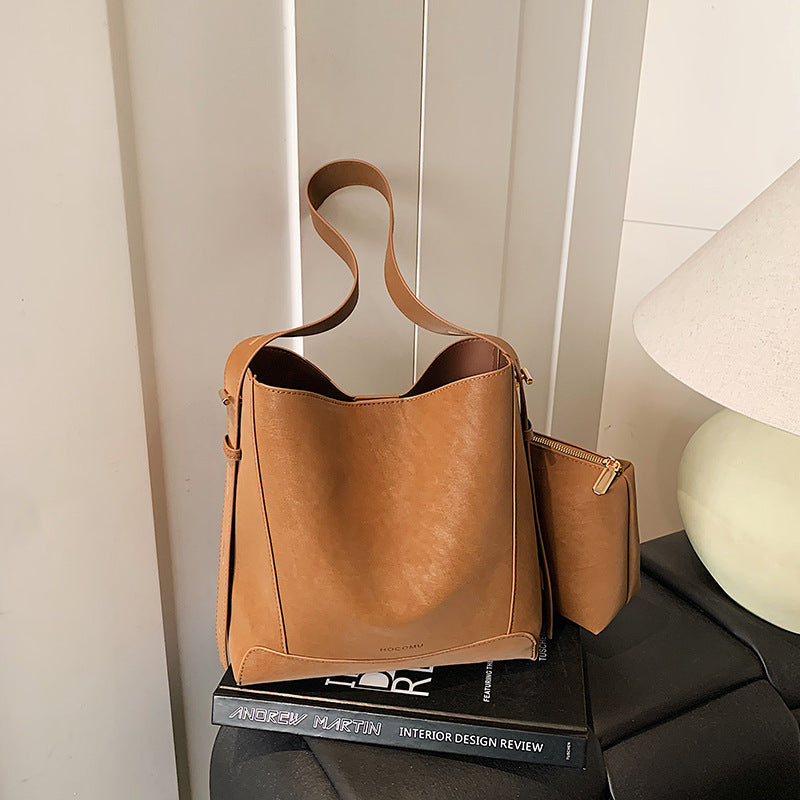New Retro Versatile Casual Crossbody Bag