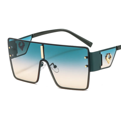 European And American Oversized One-piece Metal Sunglasses With Ox-head EmbellishmentVintage Style