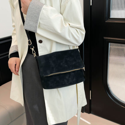 Urban Minimalist Envelope-Style Flap Saddle In PU Leather Crossbody Shoulder Bag