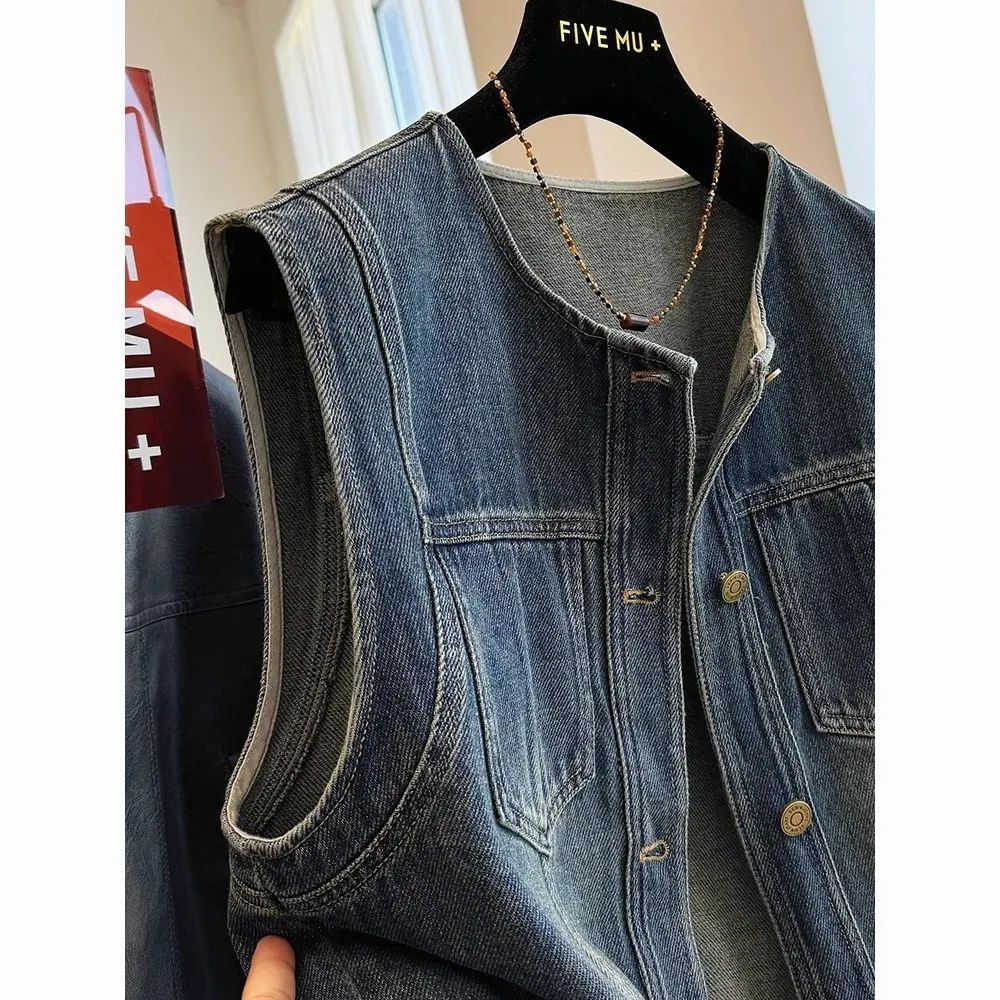 Round-neck Loose-fit Figure-flattering Denim Vest Jacket