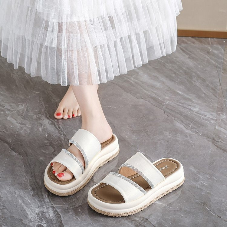 Women's Slippers Summer Outdoor New Comfortable Stylish High End Beach One Strap Slide Sandals For Dresses