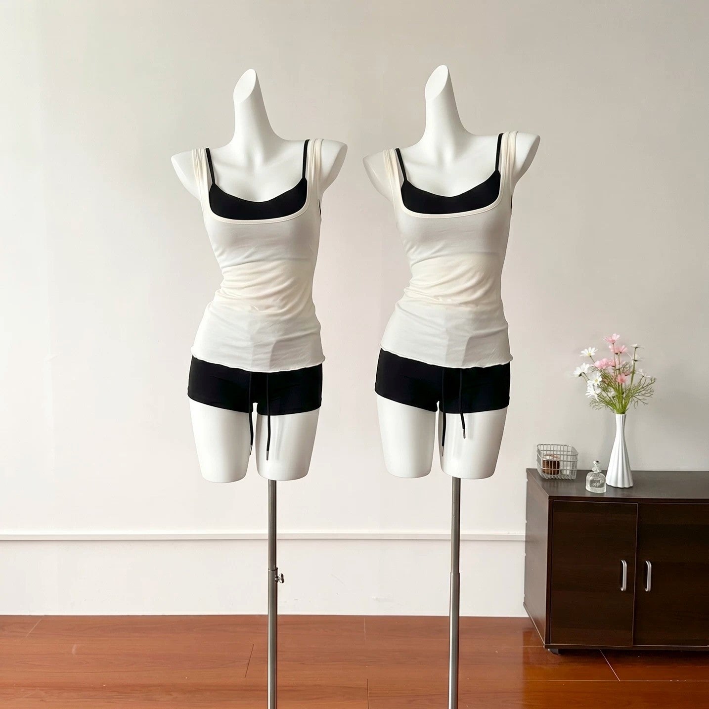 Sweet-and-sexy Color-blocked Two-piece Camisole Set
