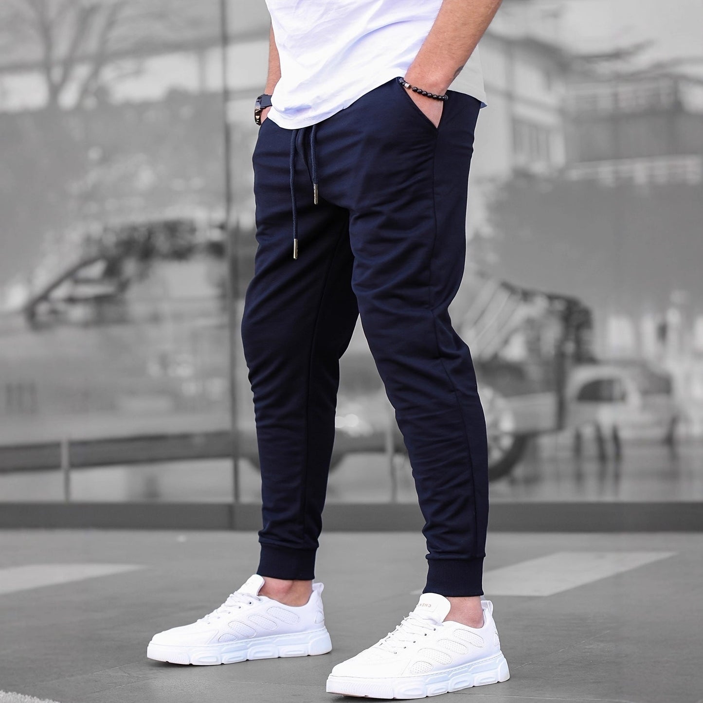 Casual Sporty Lightweight Breathable American-style Solid-color Slim-fit Pants