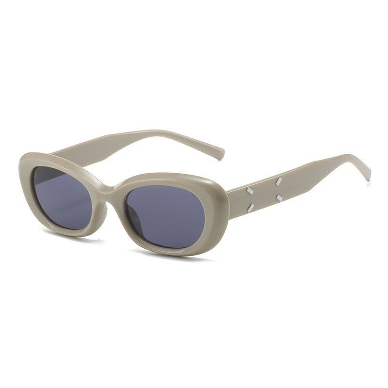 Fashionable Retro Sunglasses For Men And Women