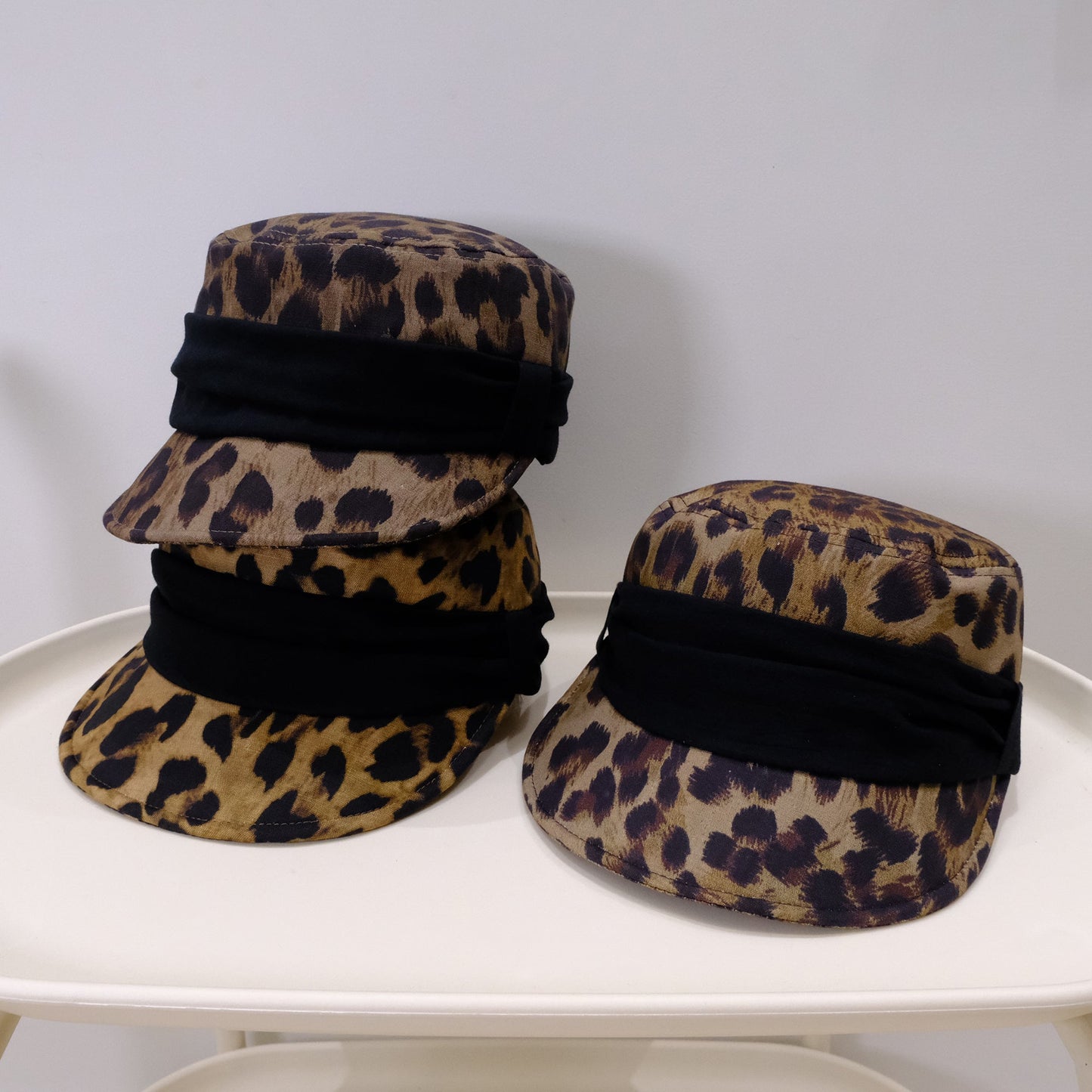 Retro Leopard Print Pleated Bow Hat For Spring And Autumn, Suitable For Both Horseback Riding And Casual Wear. Trendy For Girls With A Baseball Cap Style