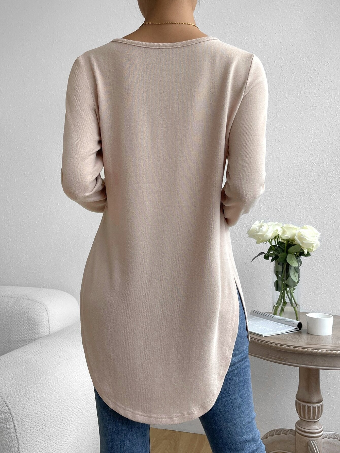 Hot-Selling Women's Autumn And Winter Casual Pure Color Round Neck Long-Sleeved T-Shirt With Slits On Both Sides