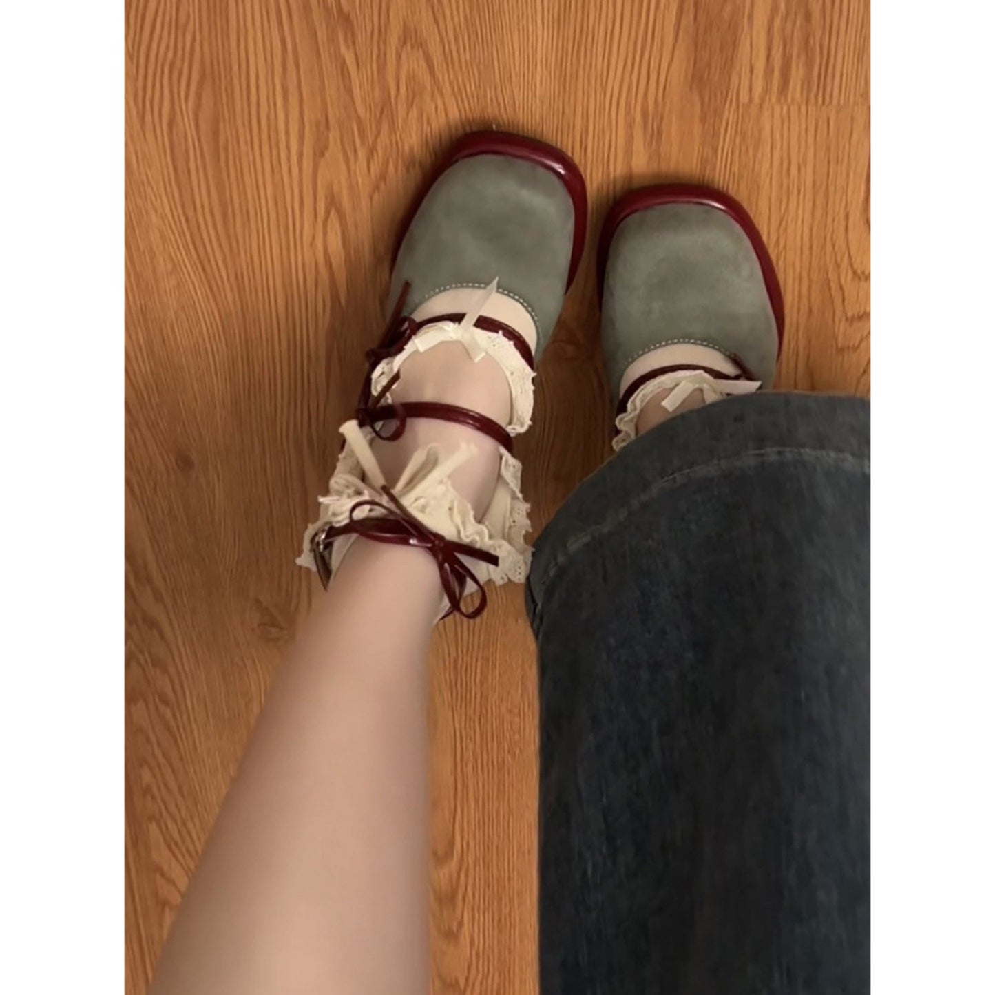 Queenly French-style Chunky-heeled Red-soled Pumps For Women