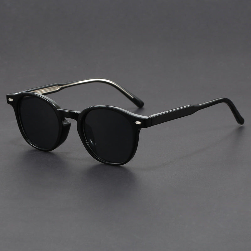 Small-face Green-frame Gradient Tea-colored Sunglasses Stylish Unisex Design With UV Protection