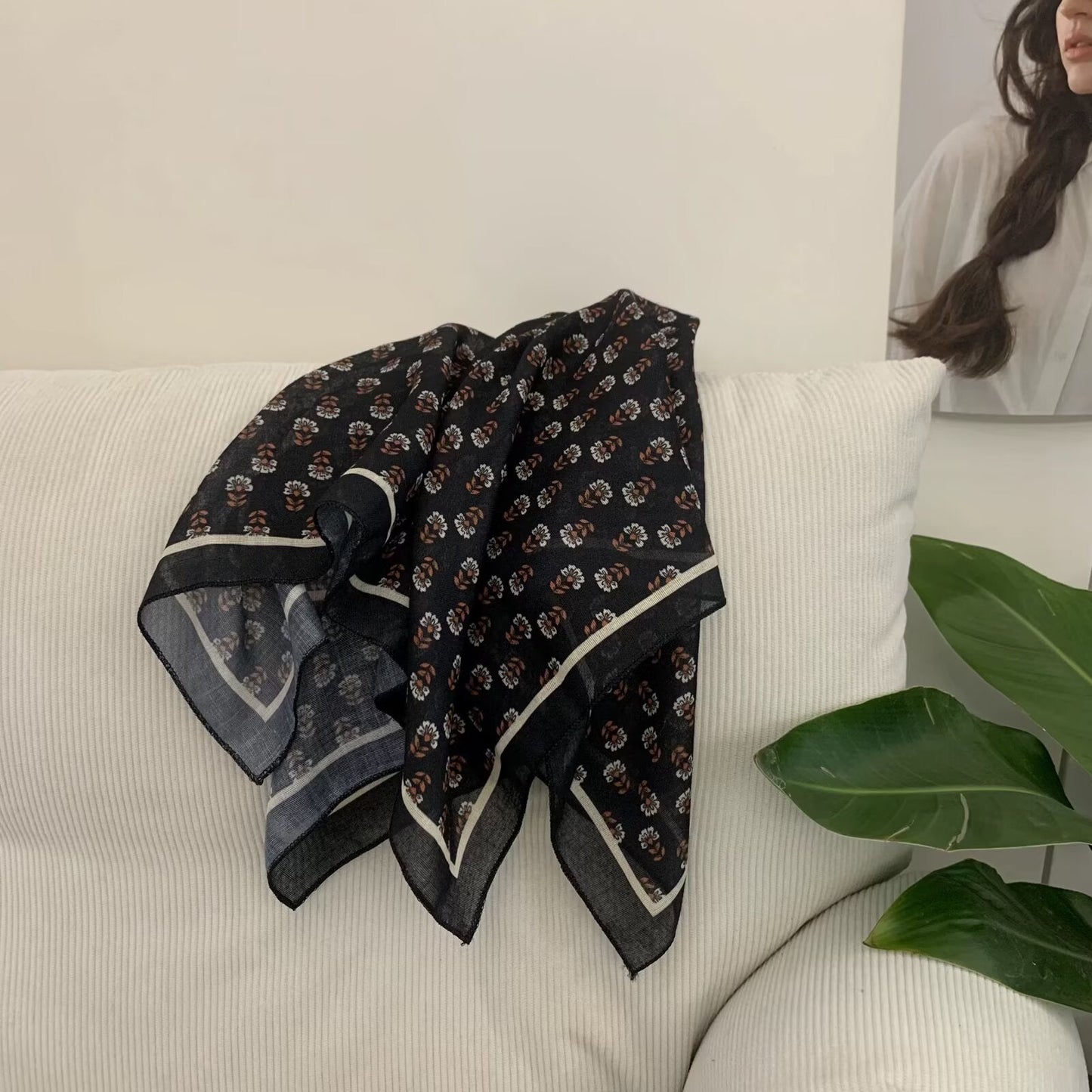Korean-style Cashew Flower Cotton-Linen Square Scarf For Women