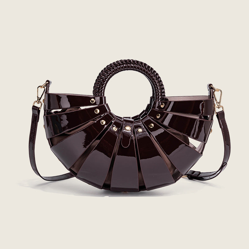 New Niche Hollow-out Inner-pocket Shell Handbag