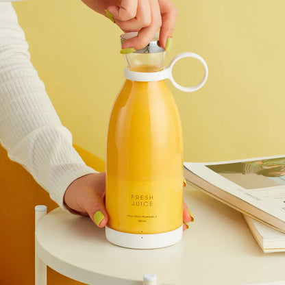 Portable USB Electric Juicer Blender: Your On-The-Go Fruit Mixing Companion