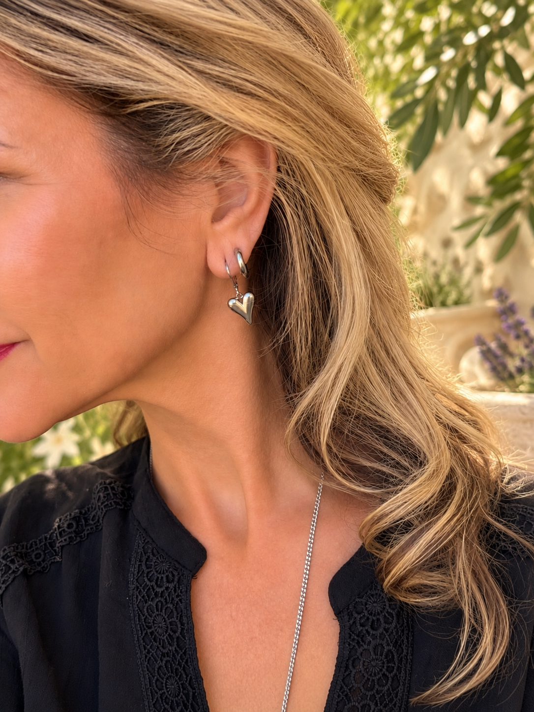 SILVER SCULPTED HEART EARRINGS