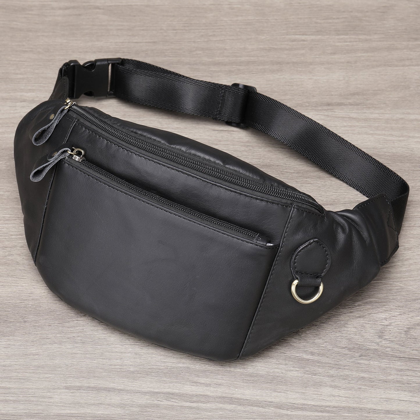 Men's First Layer Cowhide Messenger Chest Bag