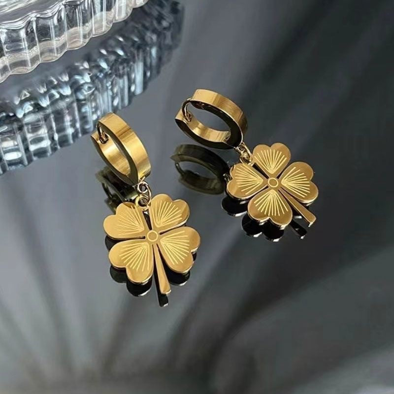 Women's Fashion Titanium Steel Clavicle Chain Earrings Set