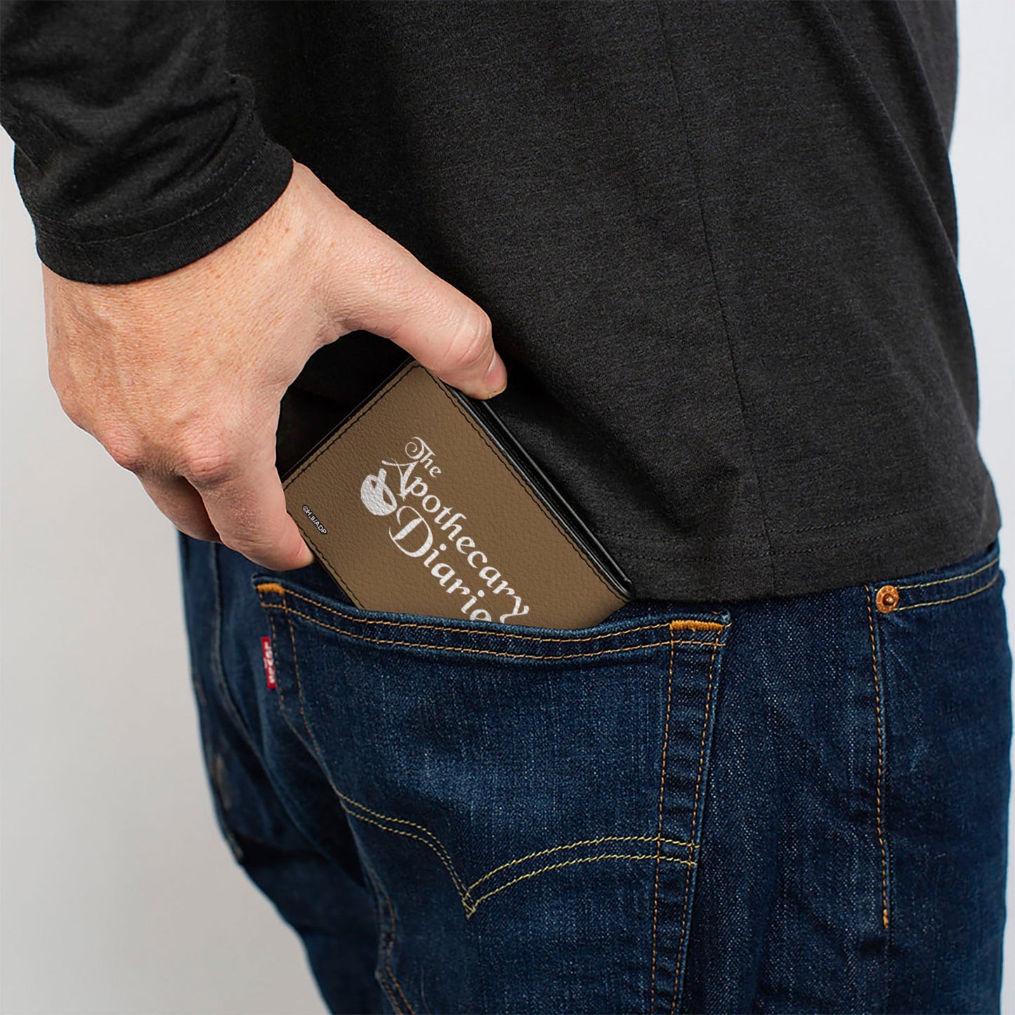 Bi-Fold Wallet - THE APOTHECARY DIARIES Mamao Pose and Title Logo Brown