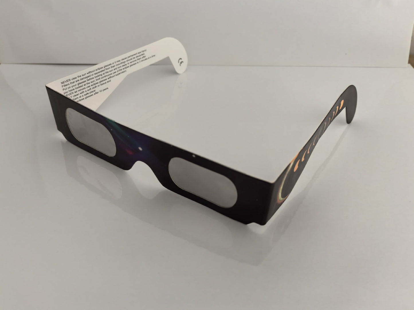 Paper-based Color-printed Frame, Silver-coated Lens Solar Eclipse Glasses