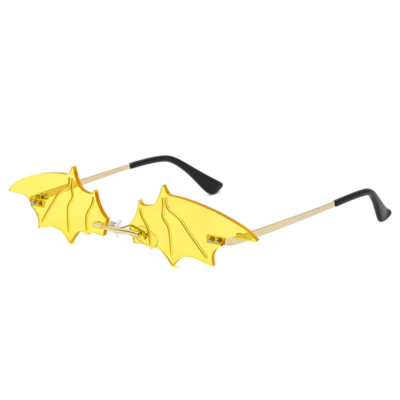 Bat Sunglasses Female Funny Prom Trendy Street Photography Sunglasses Small Frame European And American Fashion Special-Shaped Glasses Sunglasses