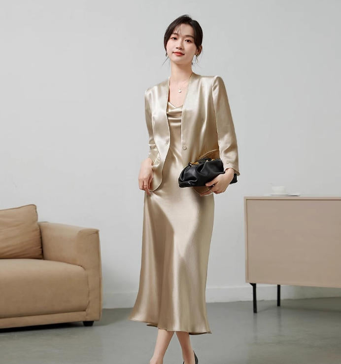 Acetic Acid Slim-fit White Collarless Petite Blazer For Women