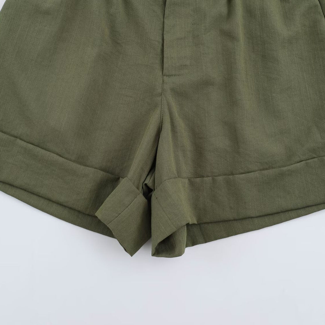 Casual Shorts With A Curled Hem Western Style