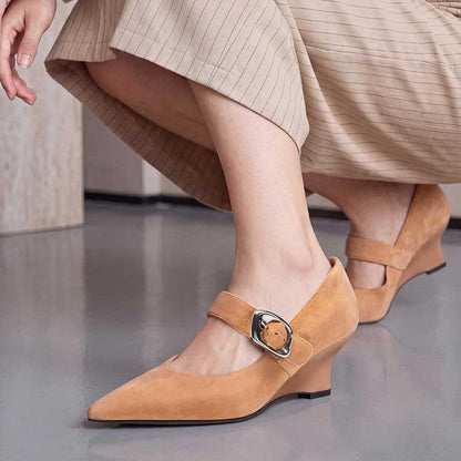 One-pointed Single-shoe High-heeled Woman