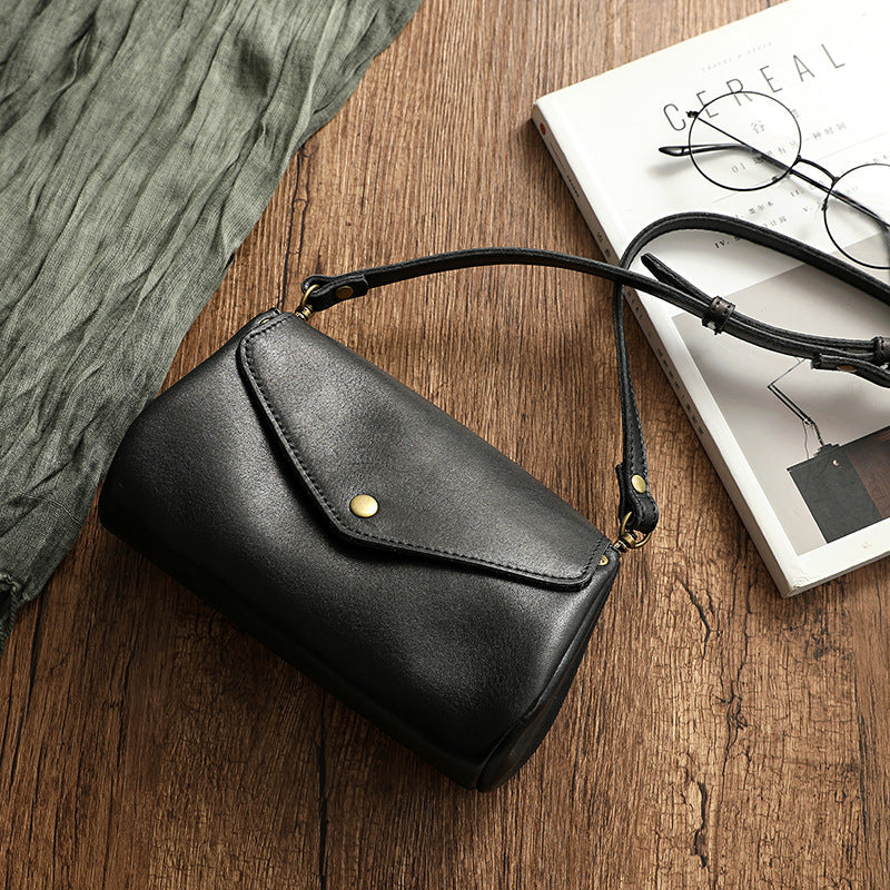 Womens Small Crossbody Bag Made Of Full-grain Cowhide