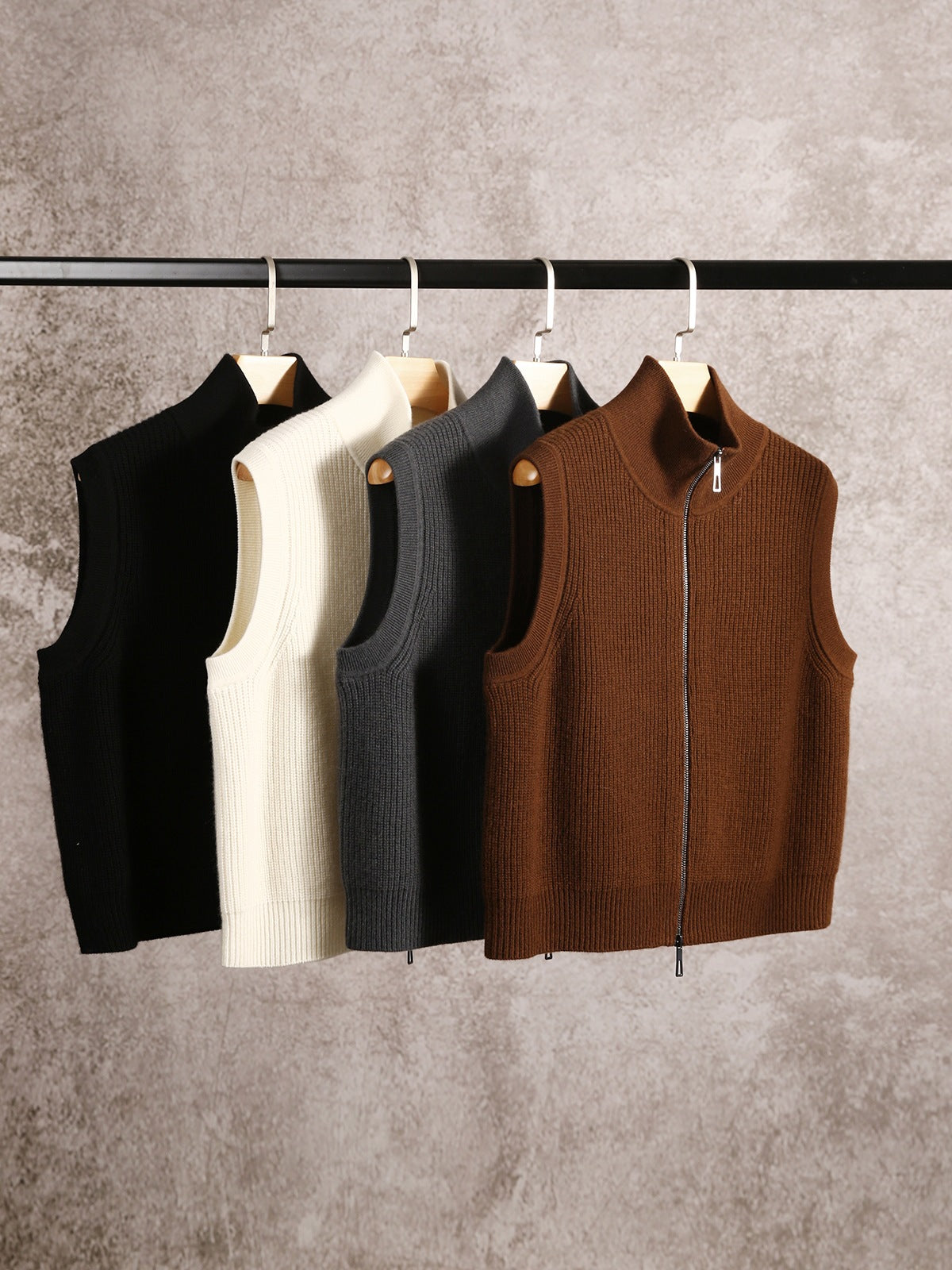 Women's Wool Loose-Knit Cardigan Vest
