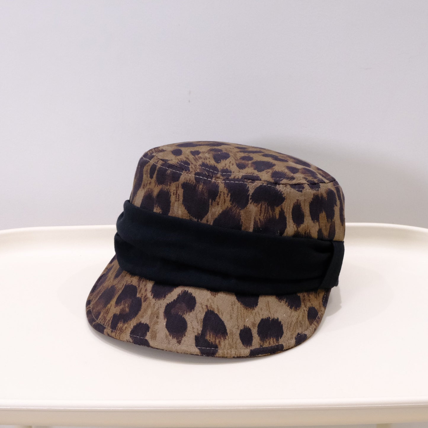 Retro Leopard Print Pleated Bow Hat For Spring And Autumn, Suitable For Both Horseback Riding And Casual Wear. Trendy For Girls With A Baseball Cap Style