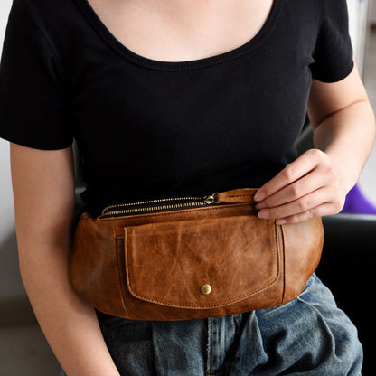 Retro Casual Vegetable Tanned Full-grain Leather Cowhide Chest Bag