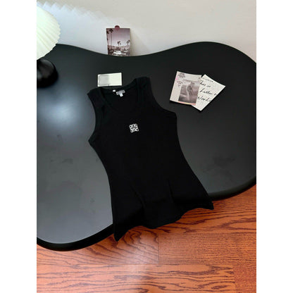 Heart-embroidered Sleeveless High-end Vest
