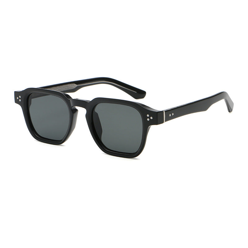 New Womens High-end Intricately Crafted Sunglasses