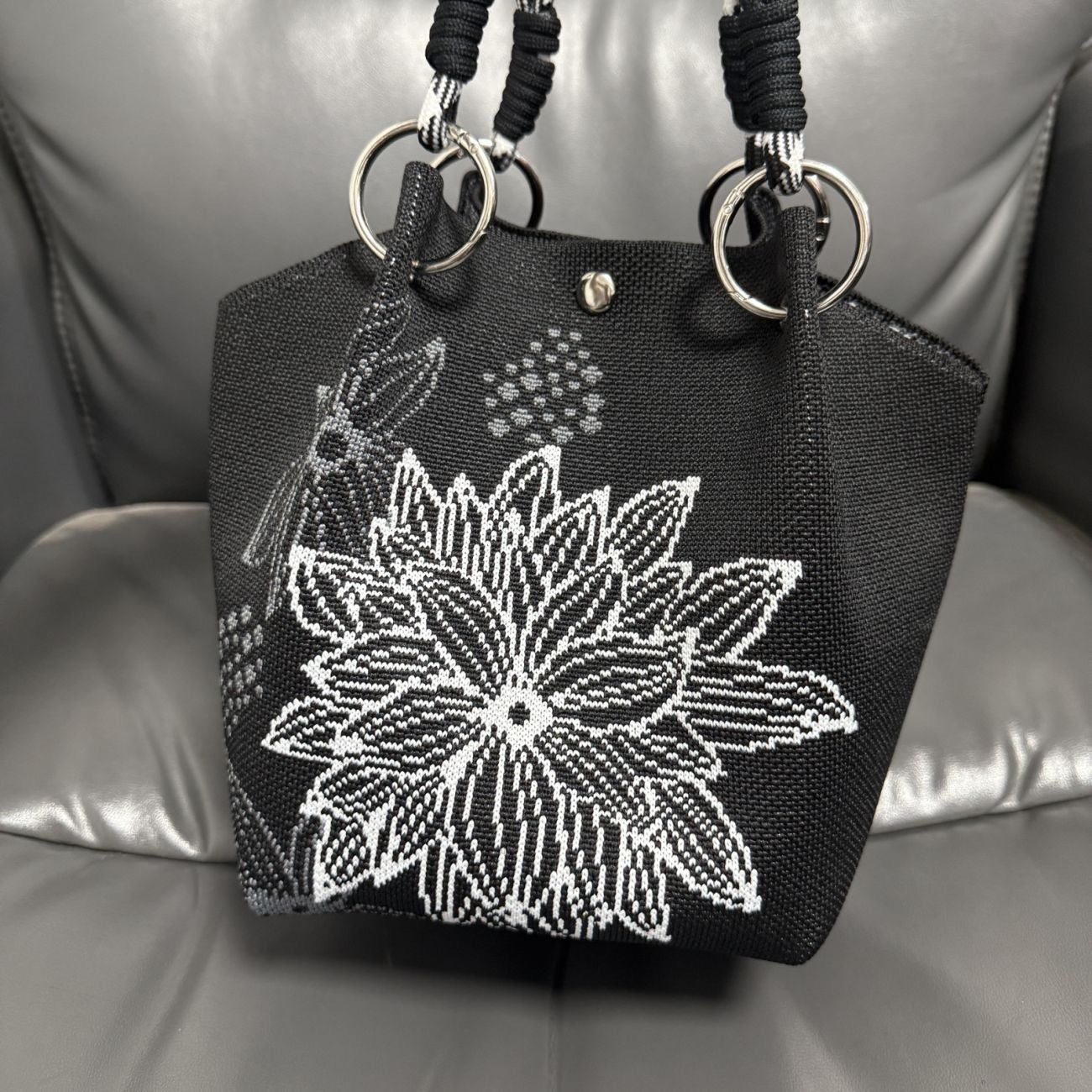 Knitted Tote Bag Commuter-friendly Handbag Simple Style
