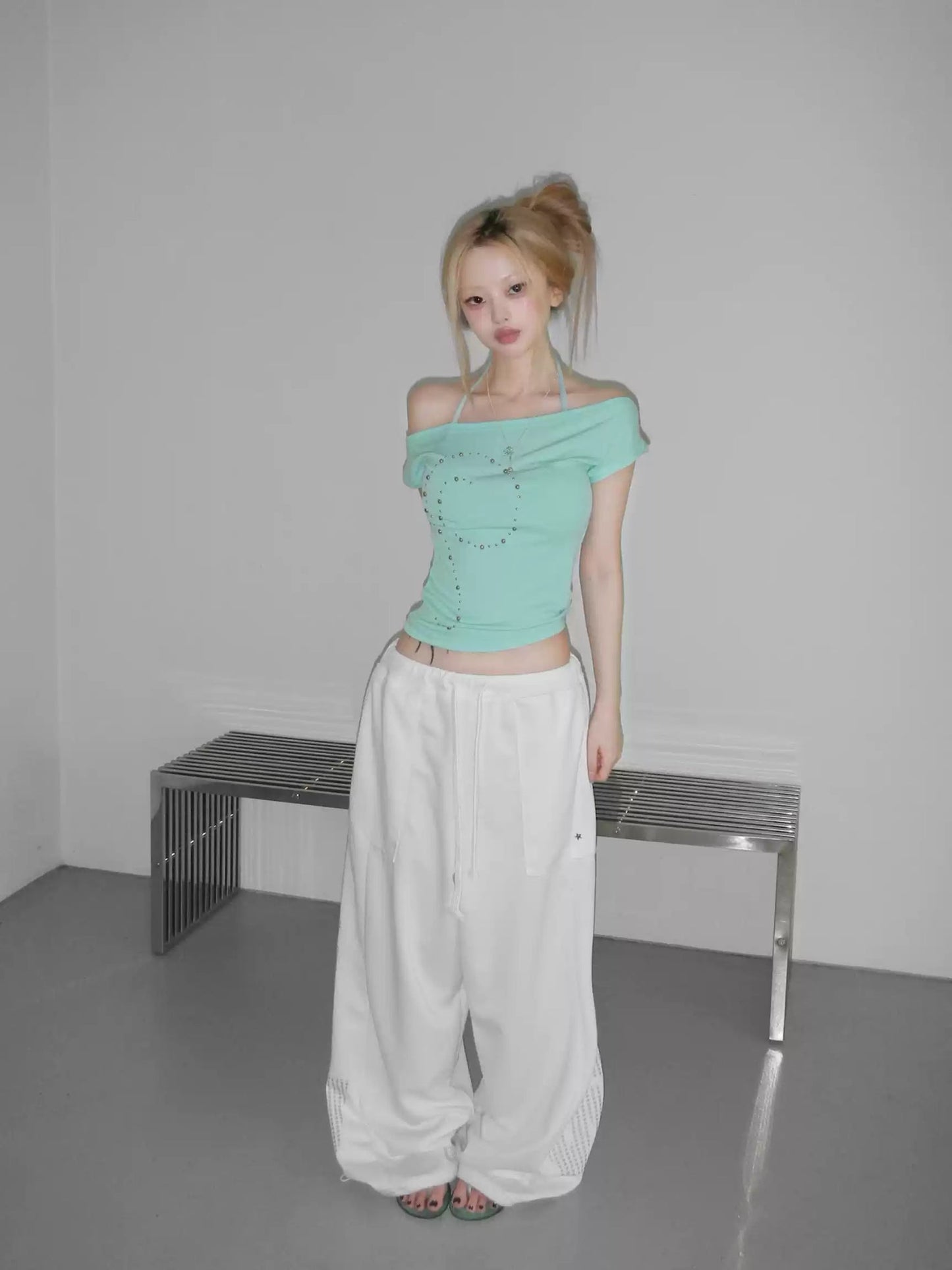 Women's One-word Off-shoulder Short-sleeved T-shirt