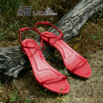 Womens Stylish Flat Sandals With A Single Strap