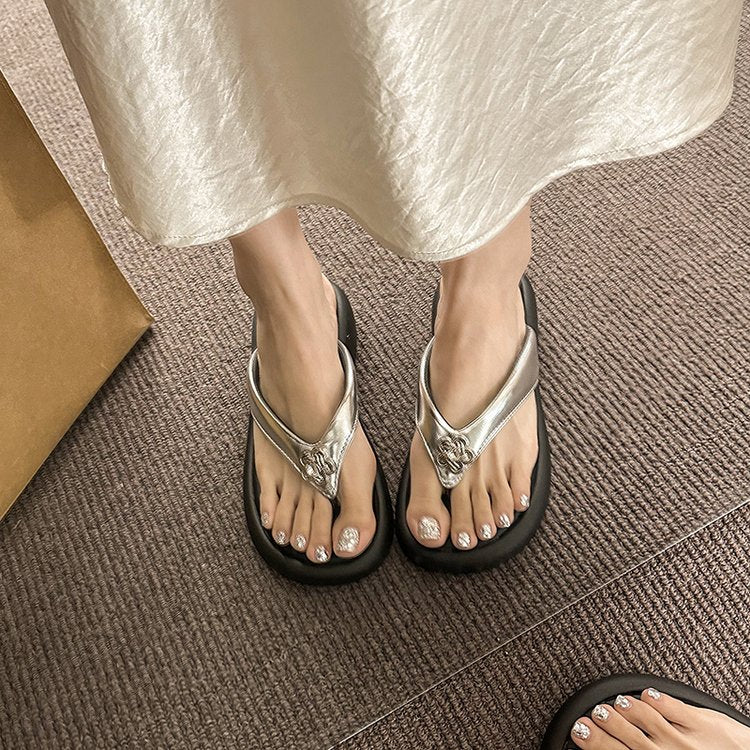 Women Trendy Sweet Metal Camellia Flower Platform Flip Flops, Thong Open Toe Slip Wedge Cushioned Sole Summer Beach Vacation Casual Slide Slippers