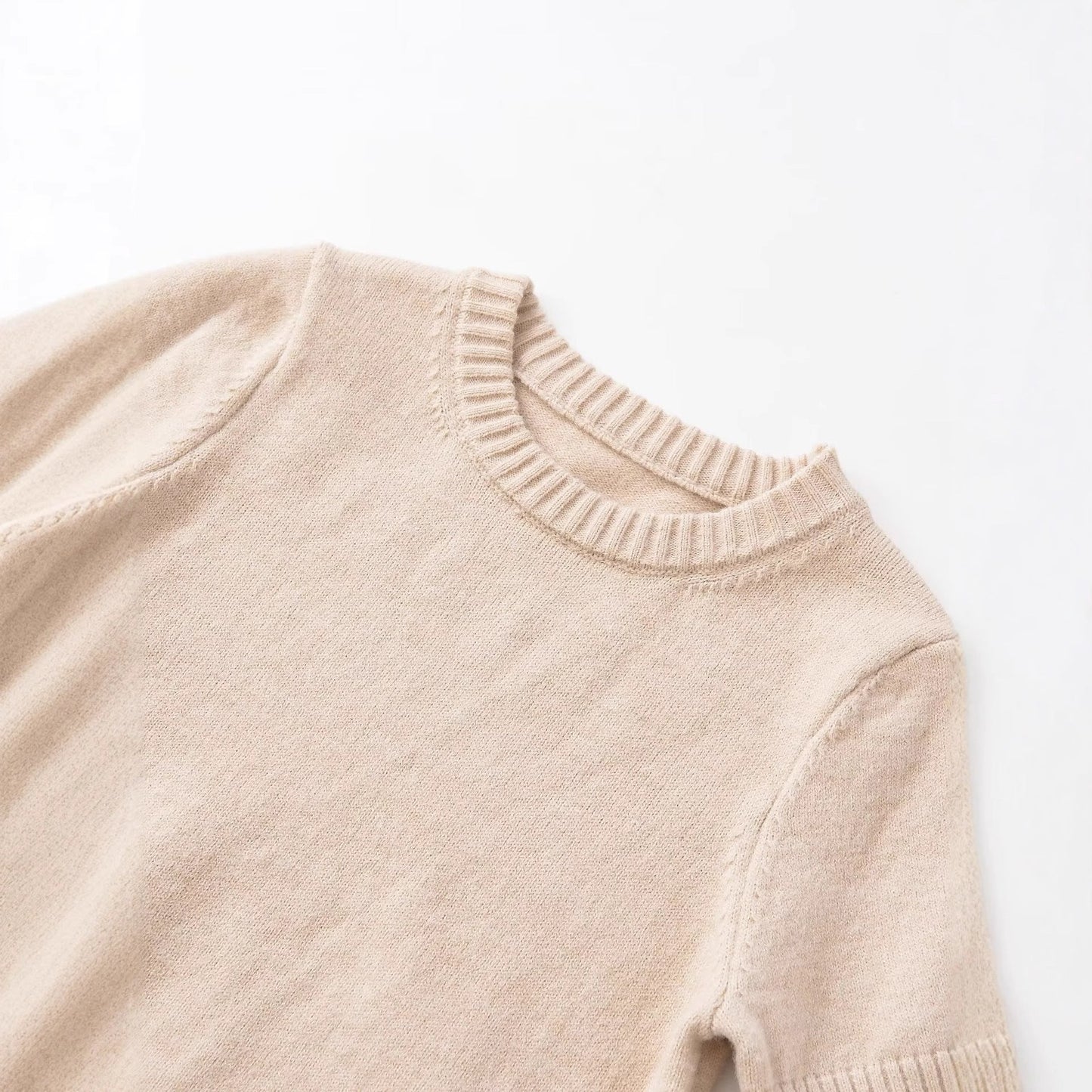 Womens Round-neck Simple Casual Knit Sweater