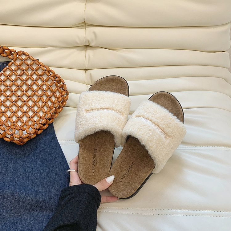 2026 Autumn New Women's Lamb Wool Flat Slippers, Soft Sole Non-Slip Versatile Fashion Furry Slides For Outdoor Wear