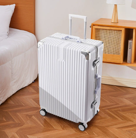 Womens Trolley Suitcase Large Capacity Durable Leather With A Lock And Zipper
