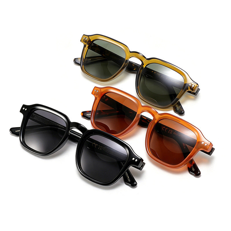 Fashionable Polarized Sunglasses UV Protection