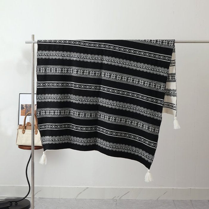 Ethnic-style Knitted Tassel Shawl
