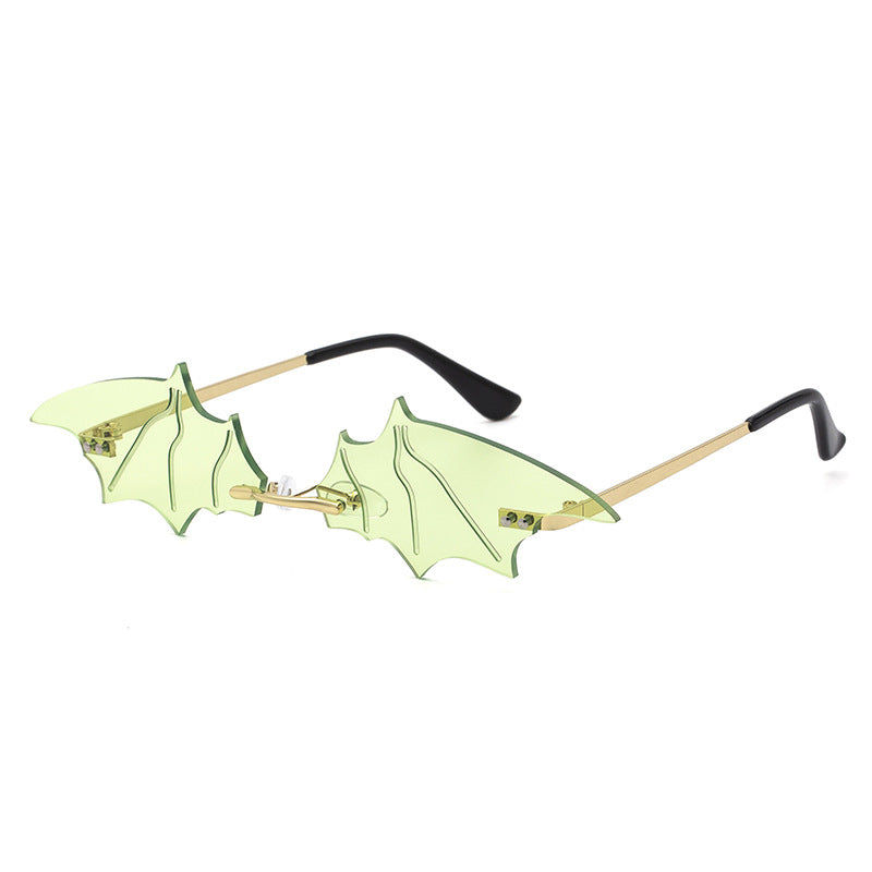 Bat Sunglasses Female Funny Prom Trendy Street Photography Sunglasses Small Frame European And American Fashion Special-Shaped Glasses Sunglasses