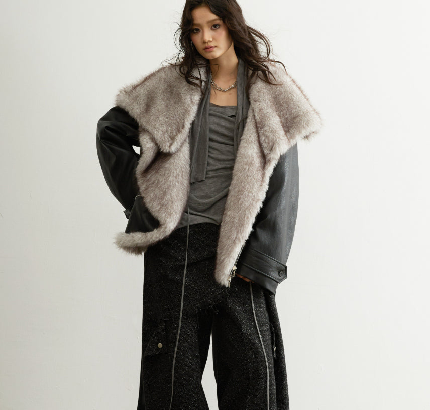 Handsome Detachable Fur-collar PU Leather Jacket