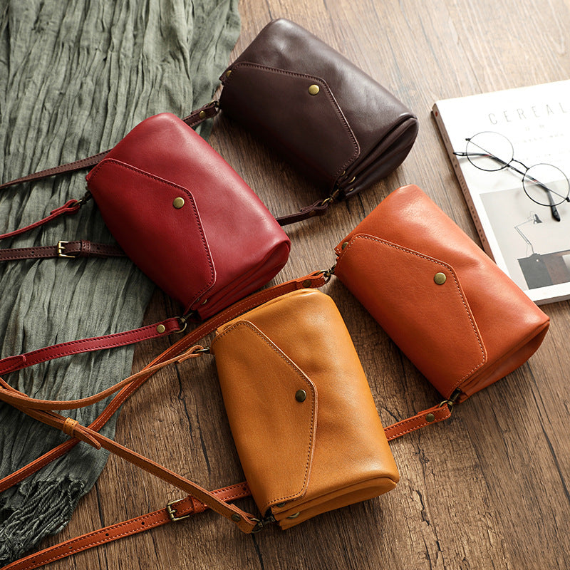 Womens Small Crossbody Bag Made Of Full-grain Cowhide