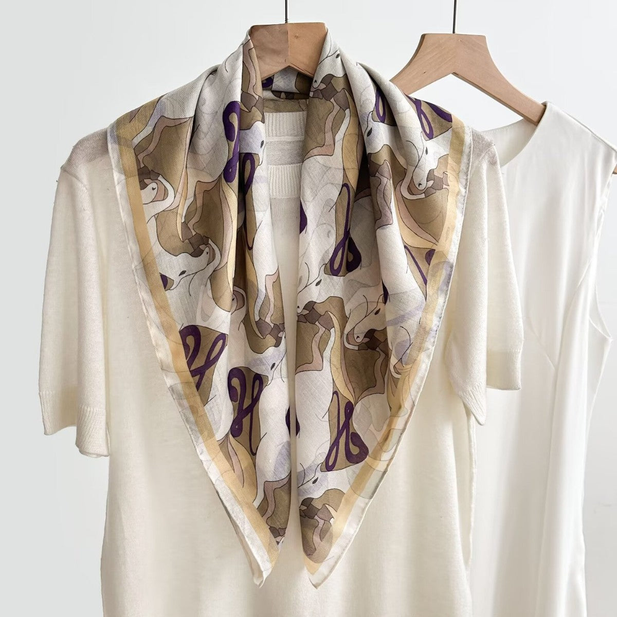 Women's Vintage High-end Outer Silk Scarf